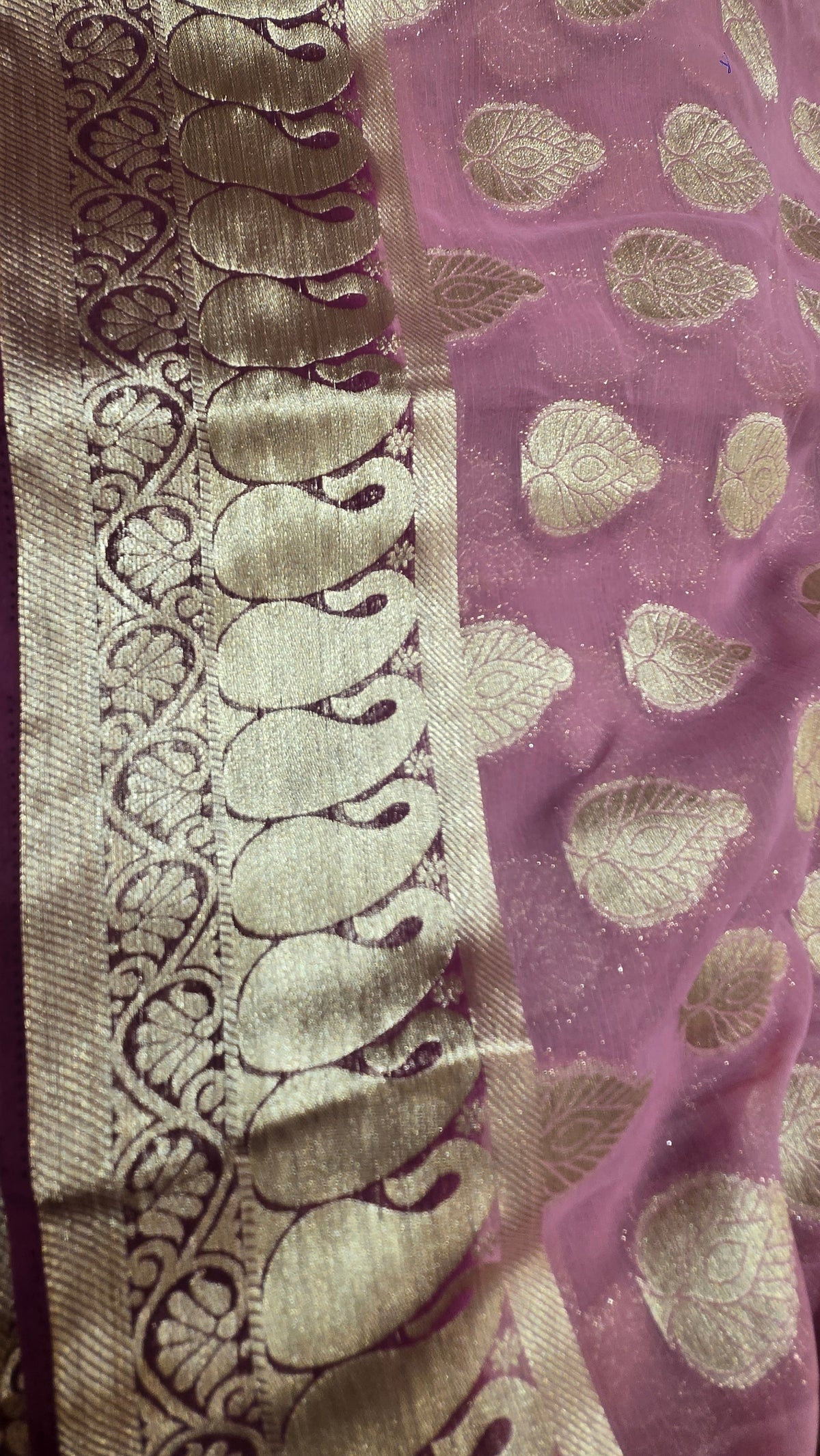 Premium Semi Chiffon Saree with Silver Buti & Contrast Border