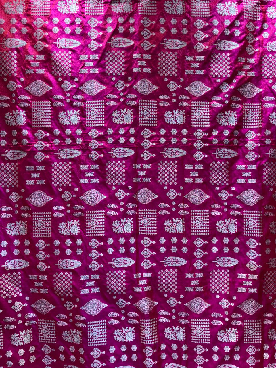 Premium Handwoven Pink Silk Saree with Rich Silk Weaving