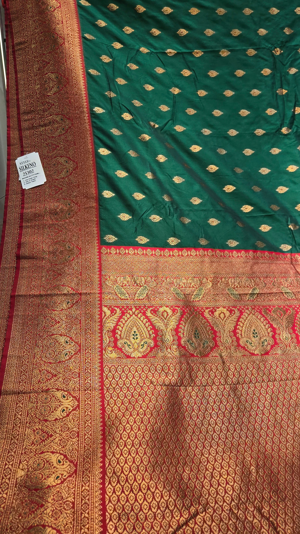 Banarasi Saree with Rich Zari Weaving
