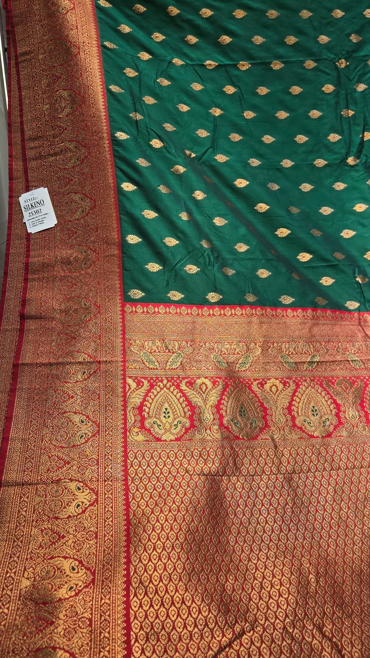 Banarasi Saree with Rich Zari Weaving