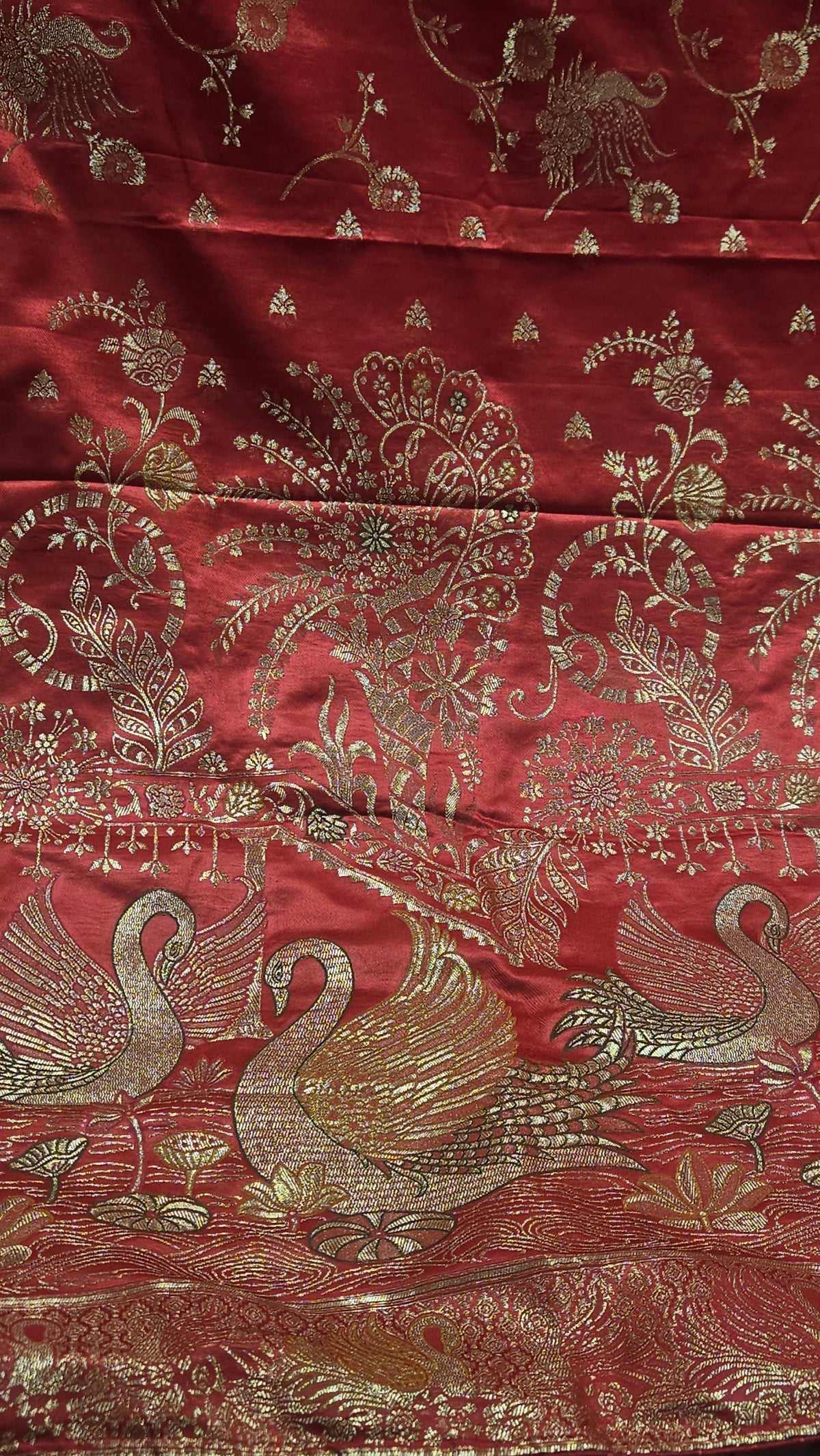 Premium Butter Silk Saree with Sikarga Pattern Weaving